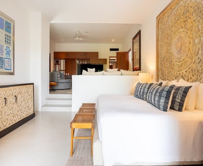 Luxury Villa Photo #28