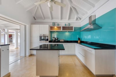 Luxury Villa Photo #10