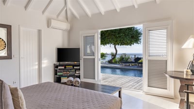 Luxury Villa Photo #23