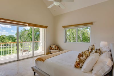 Luxury Villa Photo #27