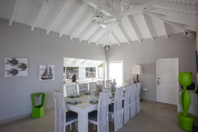 Luxury Villa Photo #17