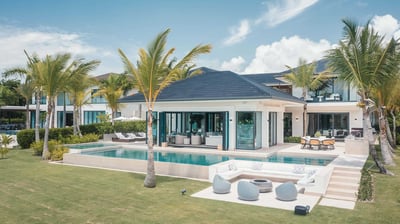 Luxury Villa Photo #15