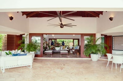 Luxury Villa Photo #24