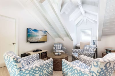 Luxury Villa Photo #33