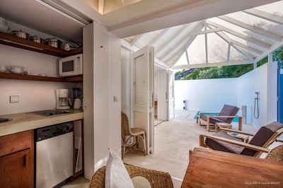 Luxury Villa Photo #14