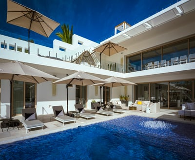 Luxury Villa Photo #5
