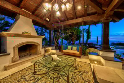 Luxury Villa Photo #15