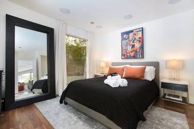 Luxury Villa Photo #24