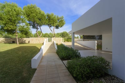 Luxury Villa Photo #13