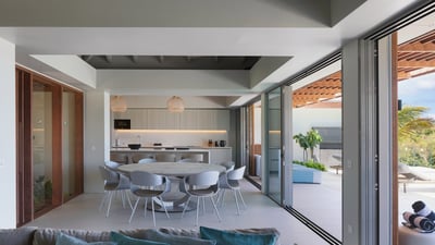 Luxury Villa Photo #10