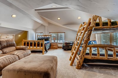 Upper level bunk room