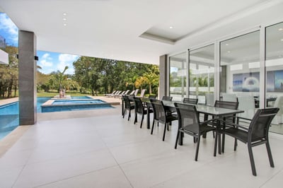 Luxury Villa Photo #12