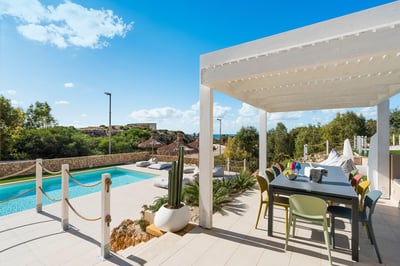 Luxury Villa Photo #16