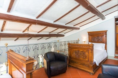 Luxury Villa Photo #33
