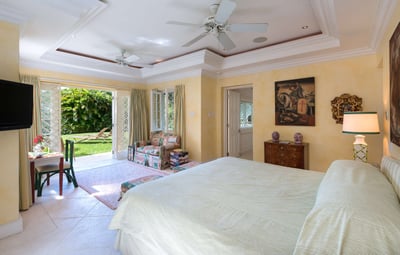 Luxury Villa Photo #20