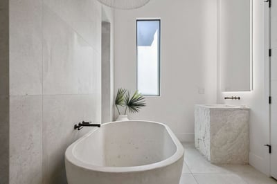 Luxury Villa Photo #42