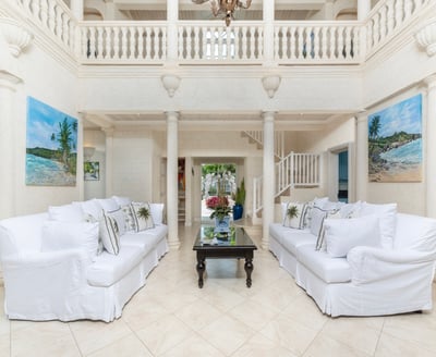 Luxury Villa Photo #16