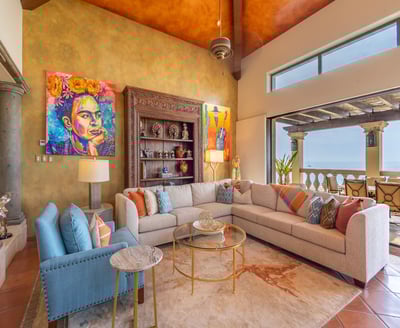 Luxury Villa Photo #18