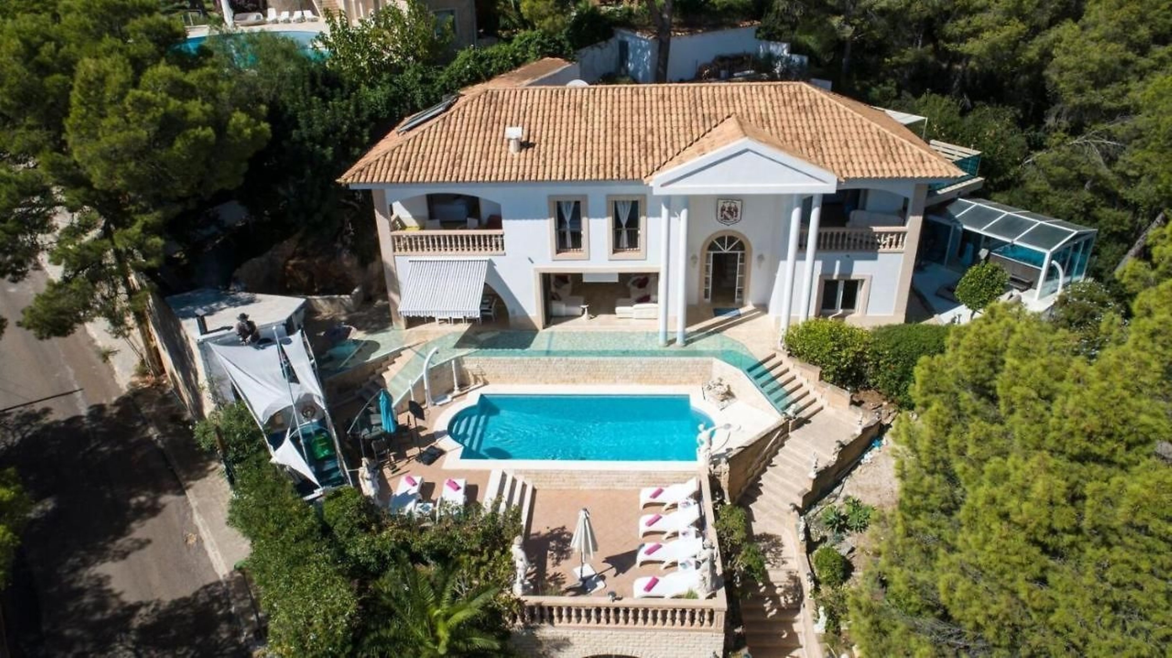 Villa