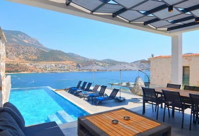 Luxury Villa Photo #5