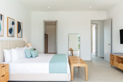 Luxury Villa Photo #10