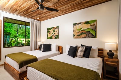 Luxury Villa Photo #24