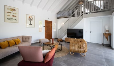 Luxury Villa Photo #16