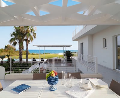 Luxury Villa Photo #8