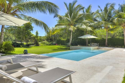 Hacienda A91 - Elegant Tropical Retreat