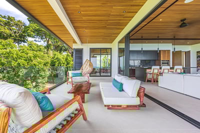 Luxury Villa Photo #38