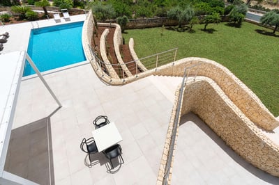 Luxury Villa Photo #5