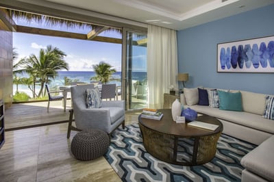 Luxury Villa Photo #3
