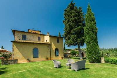 Luxury Villa Photo #4