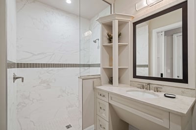 Luxury Villa Photo #30