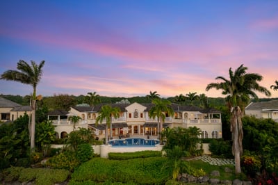 Luxury Villa Photo #19