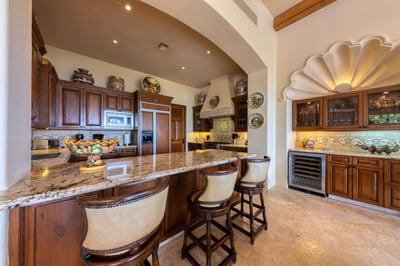Luxury Villa Photo #26