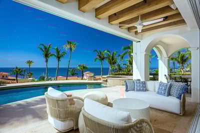 Luxury Villa Photo #14