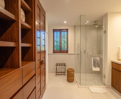 Luxury Villa Photo #32