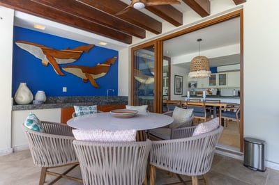 Luxury Villa Photo #14