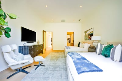 Luxury Villa Photo #53