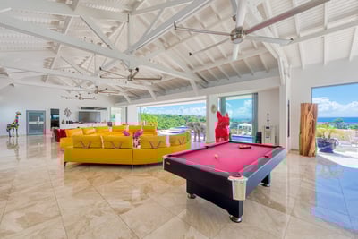 Luxury Villa Photo #13