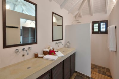 Luxury Villa Photo #19