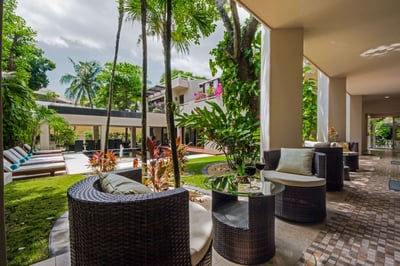 Luxury Villa Photo #8