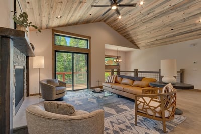 Luxury Villa Photo #4