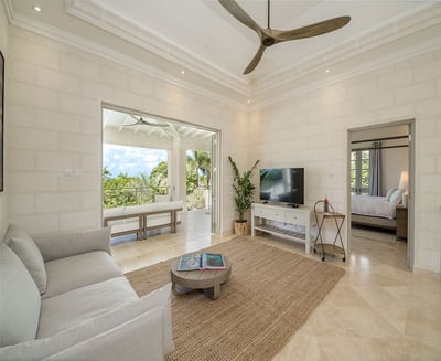 Luxury Villa Photo #25