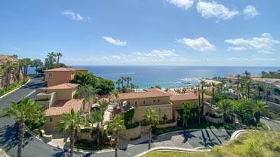 Luxury Villa Photo #66