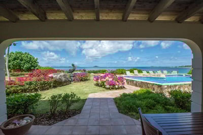 Luxury Villa Photo #9