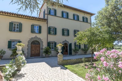 Luxury Villa Photo #49