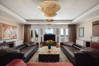 Luxury Villa Photo #39