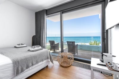 Luxury Villa Photo #24